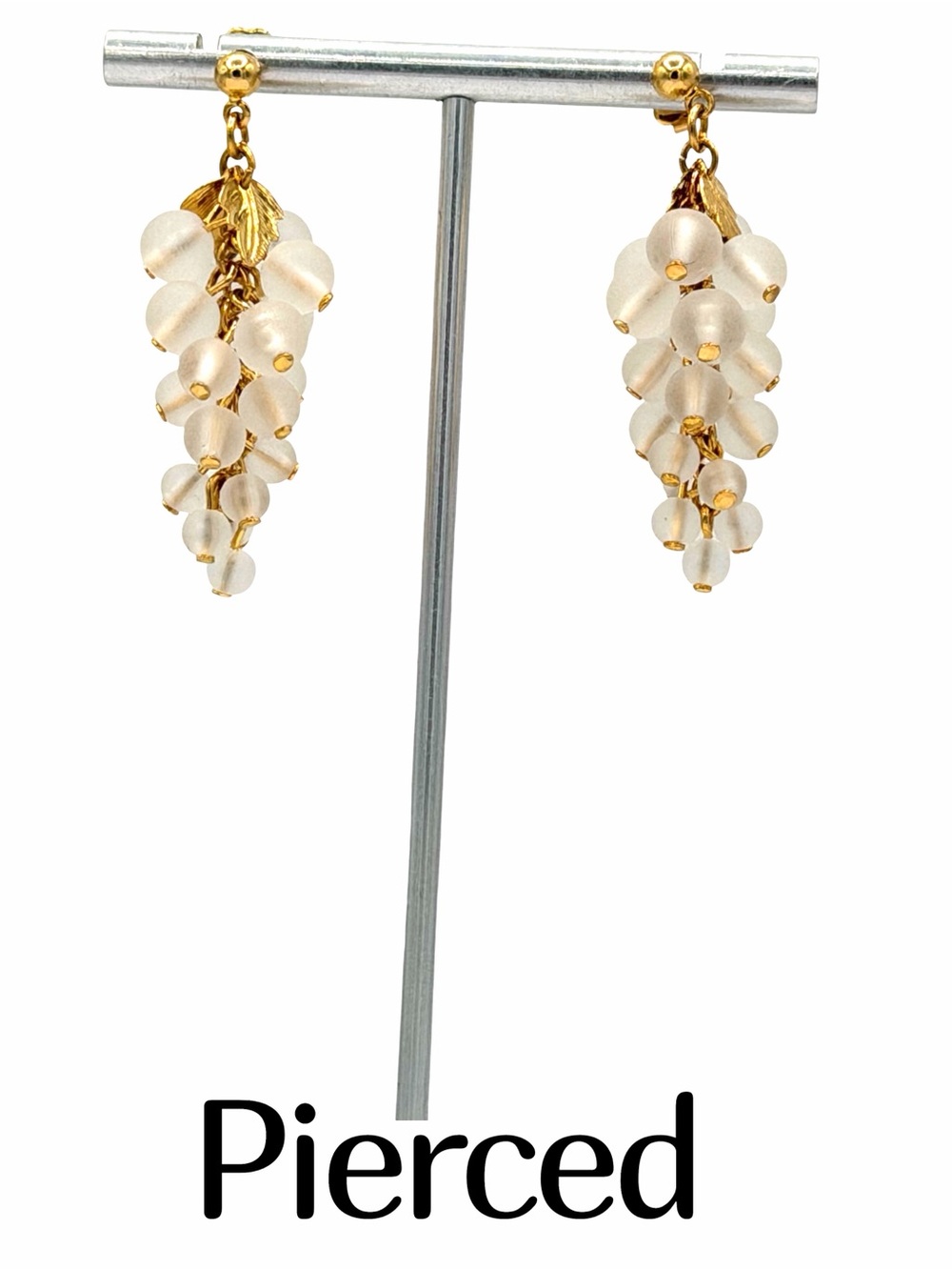 Vintage 1989 Avon Frosted Grapes Pierced Earrings White Gold Dangling Cha Cha